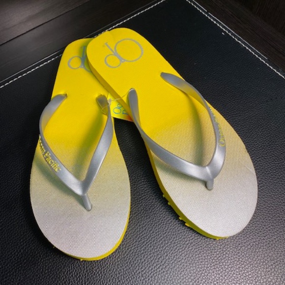 OP Ocean Pacific Women’s Summer Flip Flops- NWT - Picture 1 of 3